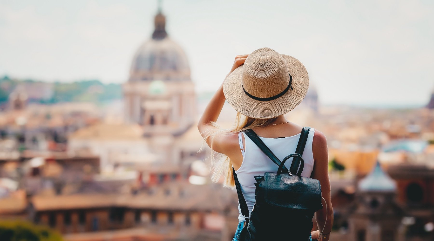 Attività di programmazione, realizzazione e promozione di iniziative culturali, manifestazioni e spettacoli.